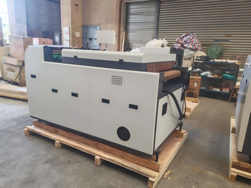 Uus Star SGUV-760A automaatne UV-katmismasin tarnitakse peagi.